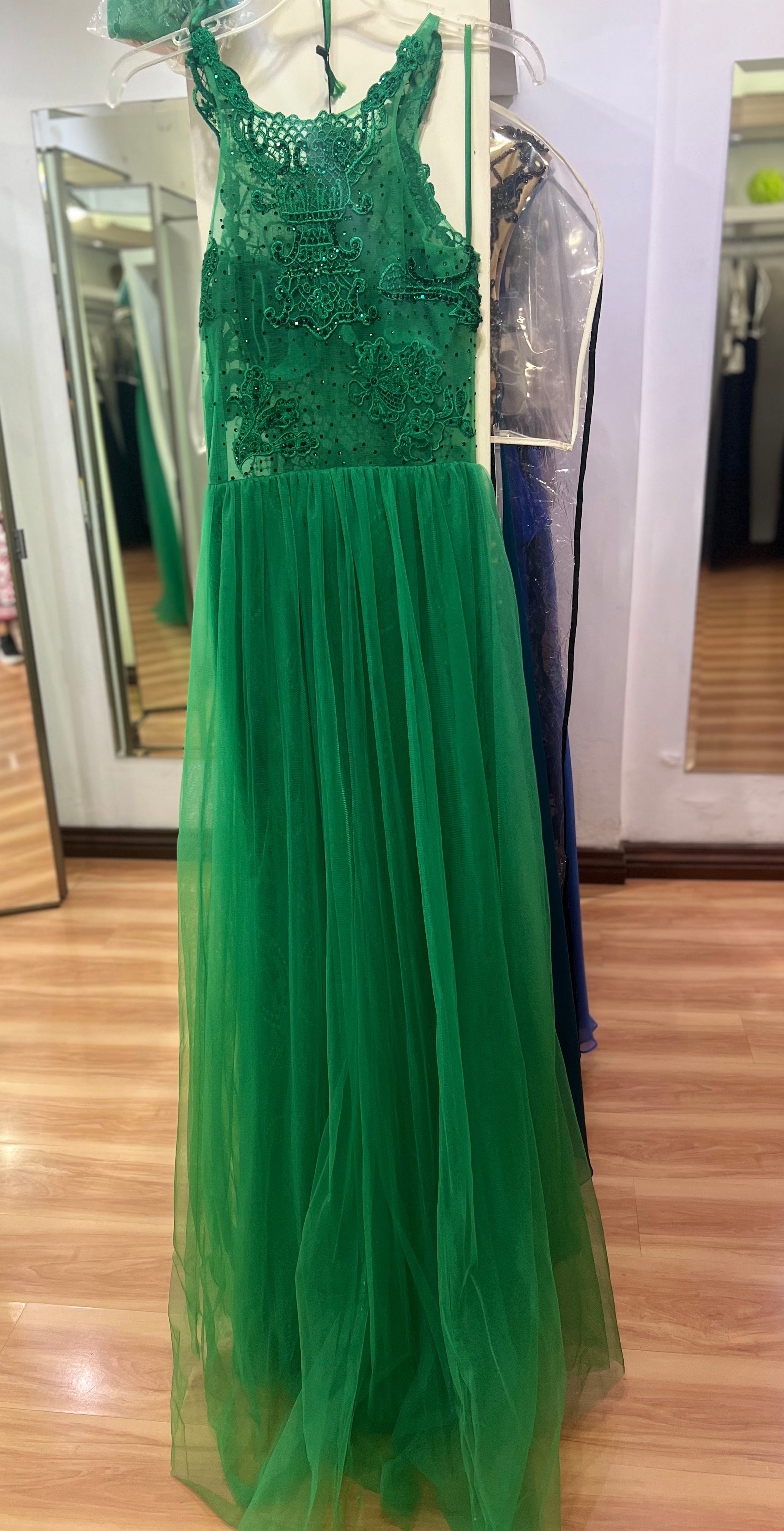VESTIDO VERDE BORDADO