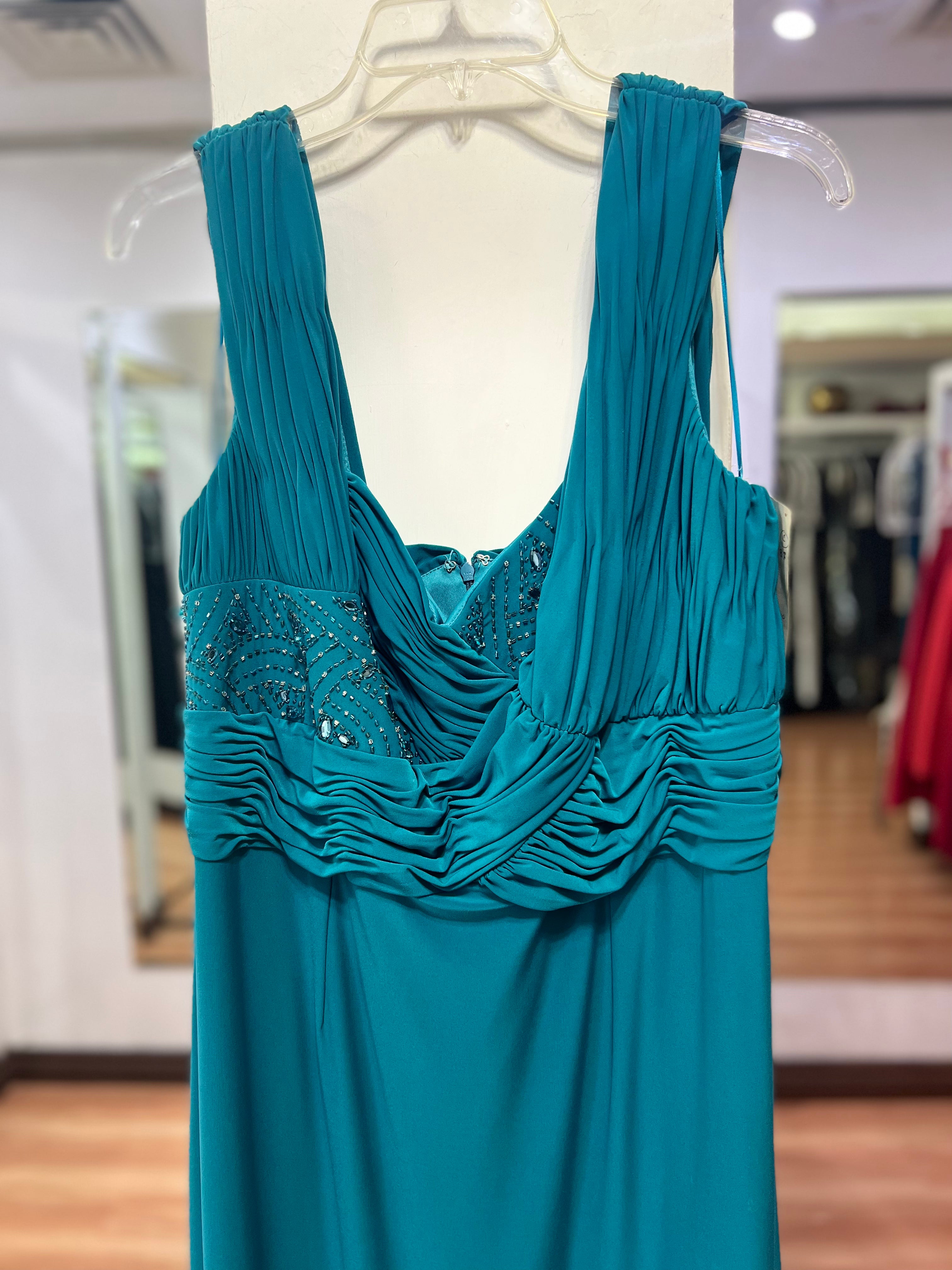 VESTIDO LARGO TURQUESA BORDADO