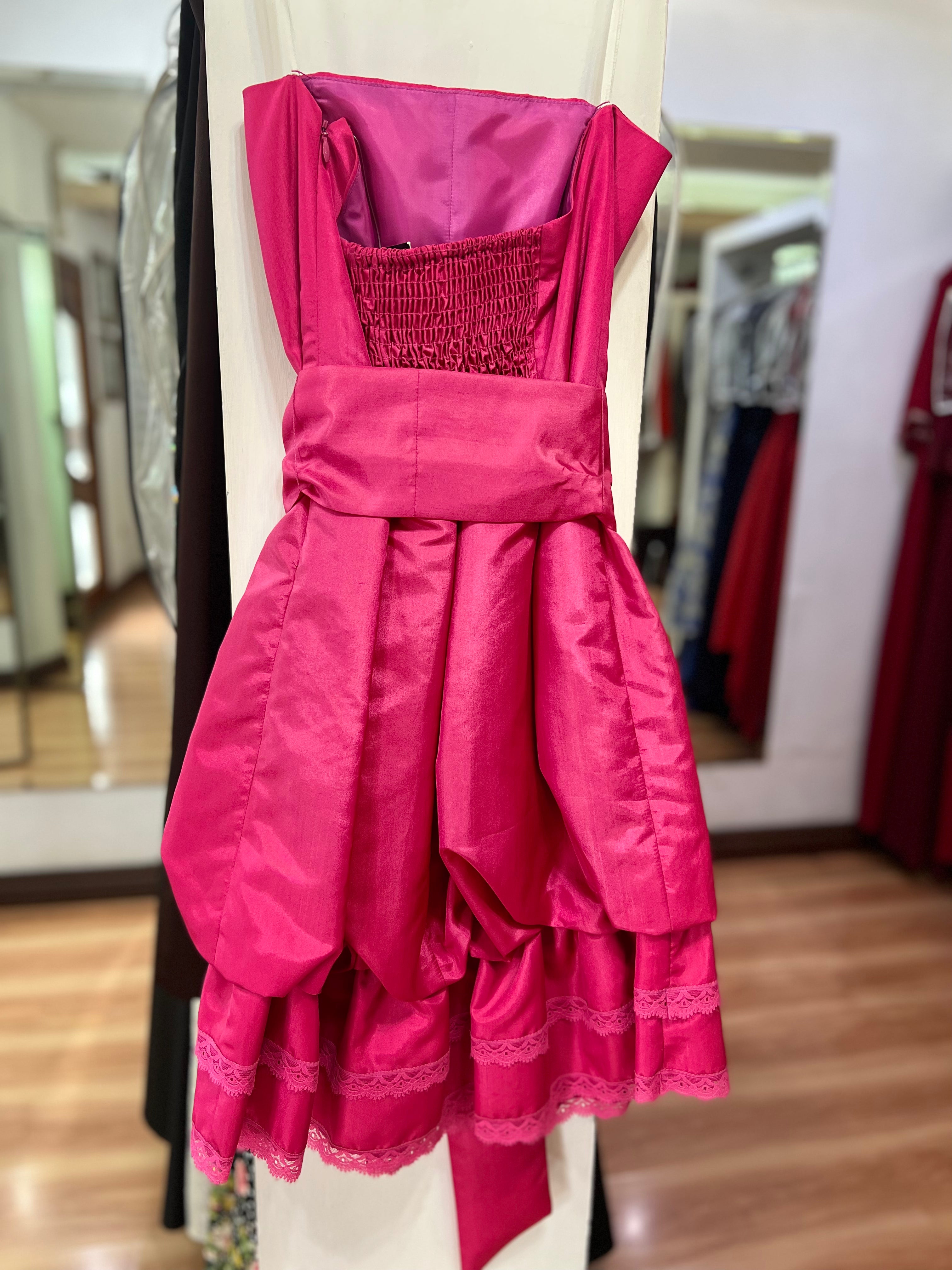 VESTIDO FUCSIA STRAPLESS