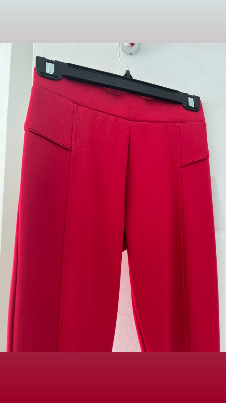 PANTALÓN ROJO