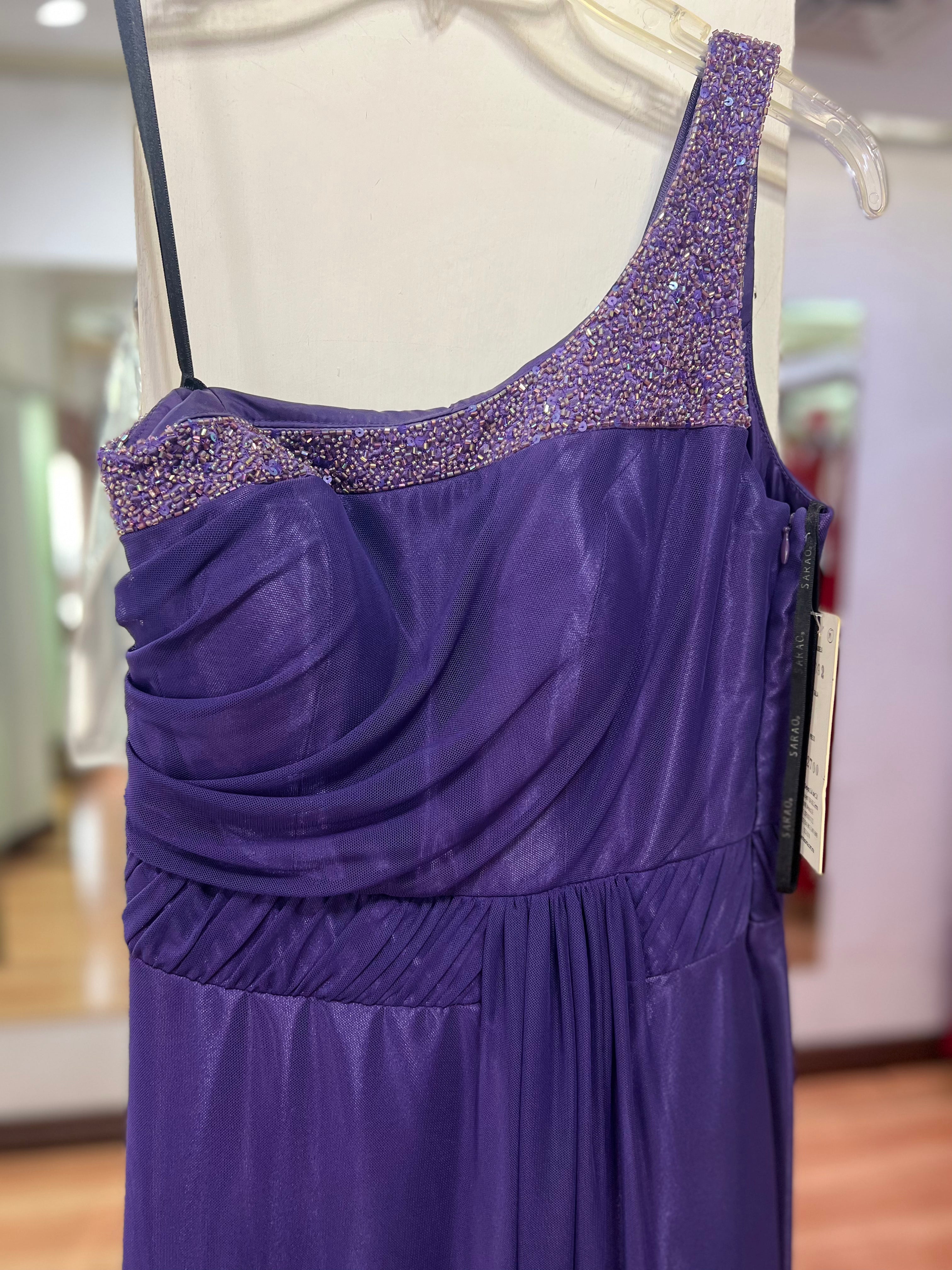 VESTIDO LARGO MORADO UN HOMBRO