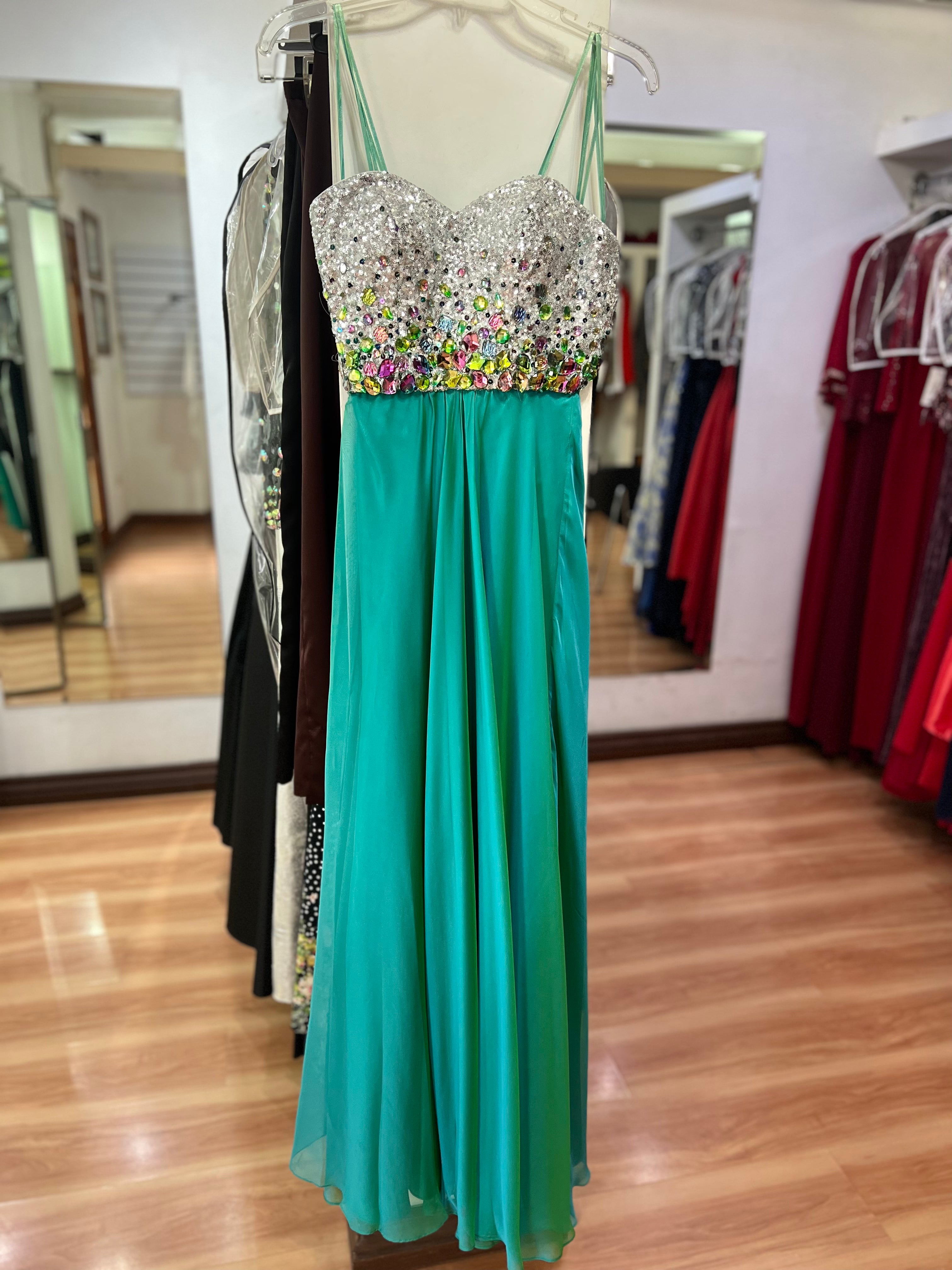 VESTIDO LARGO AQUA BORDADO