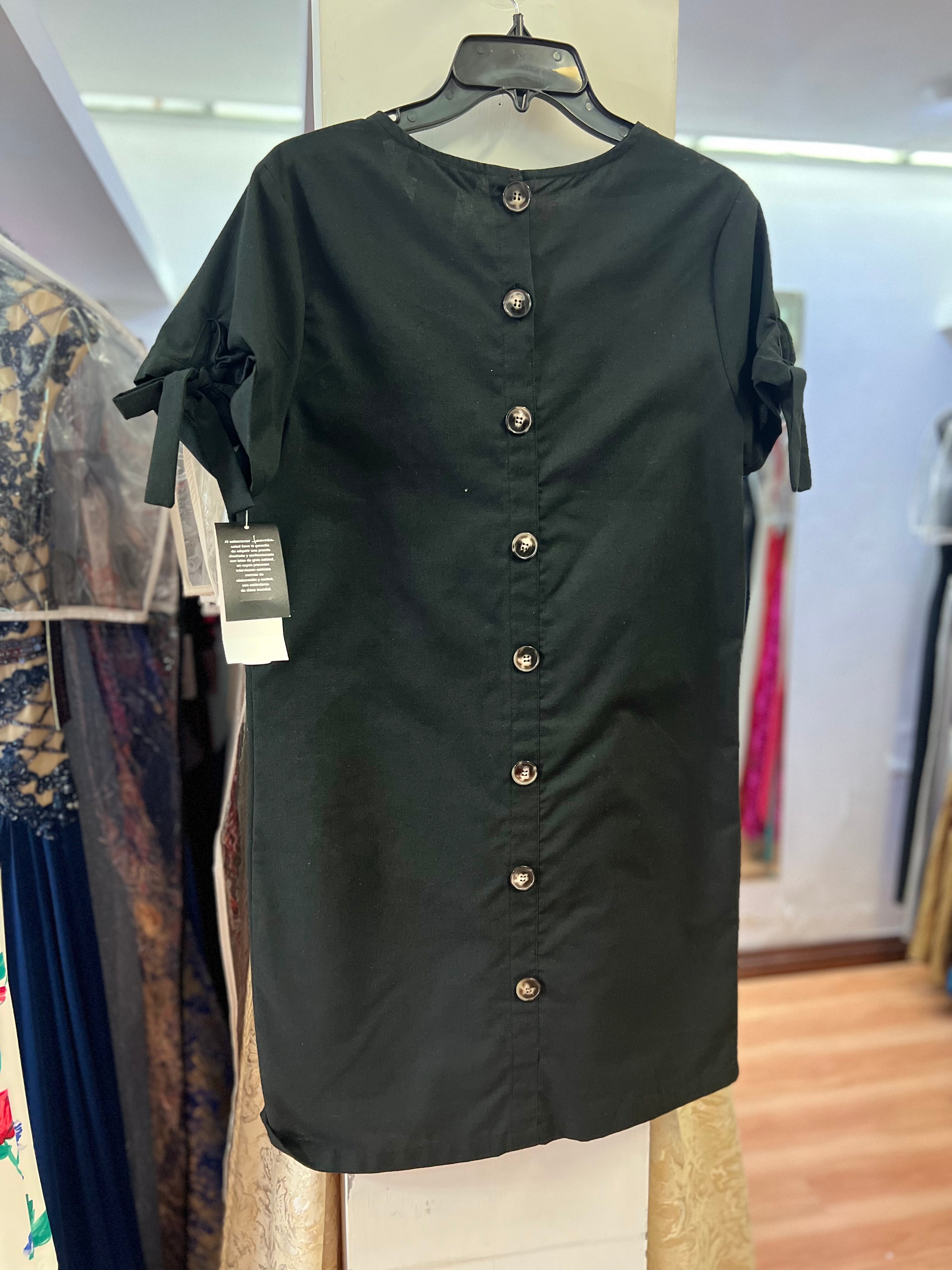 VESTIDO NEGRO