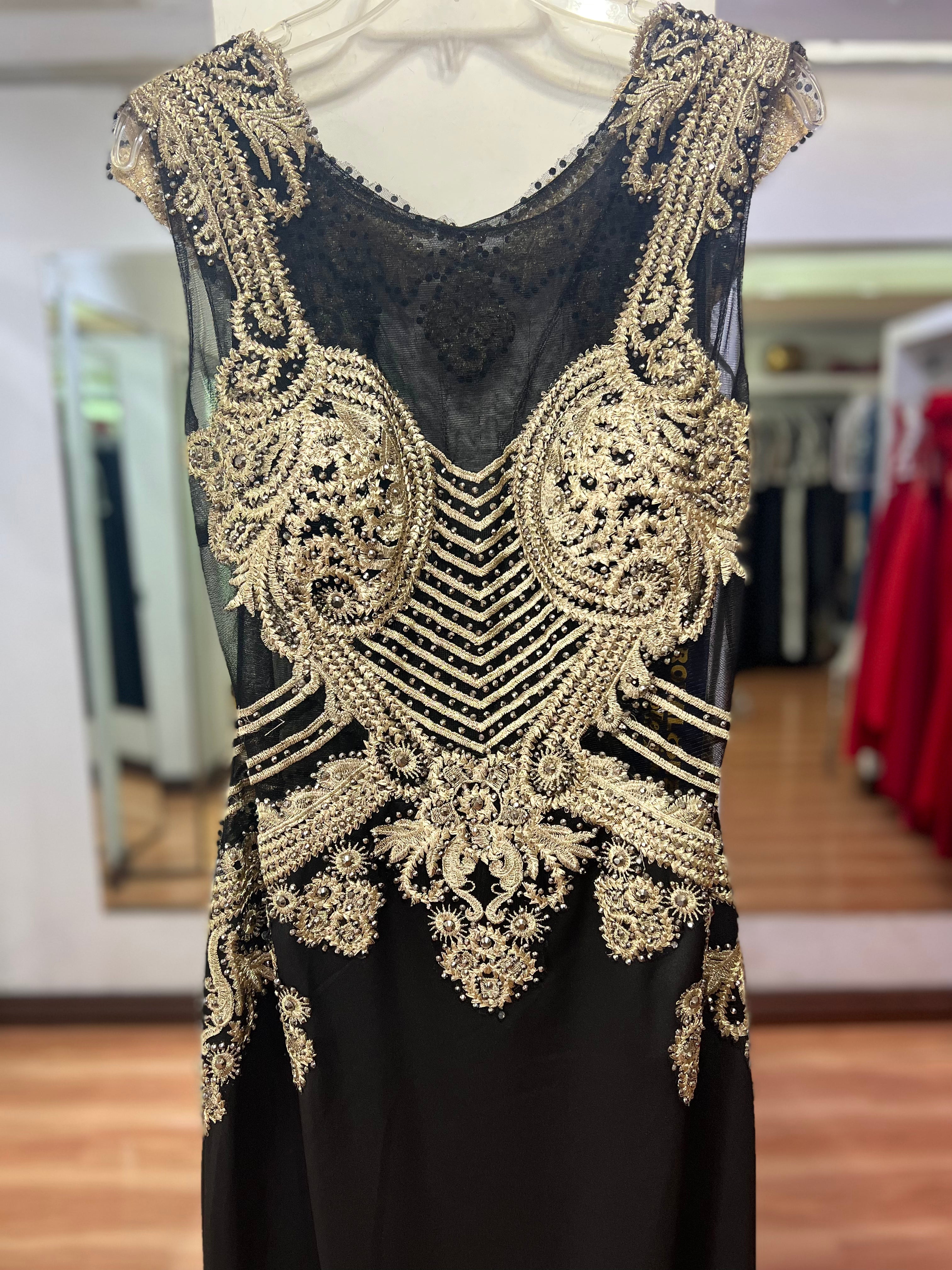 VESTIDO LARGO NEGRO BORDADO