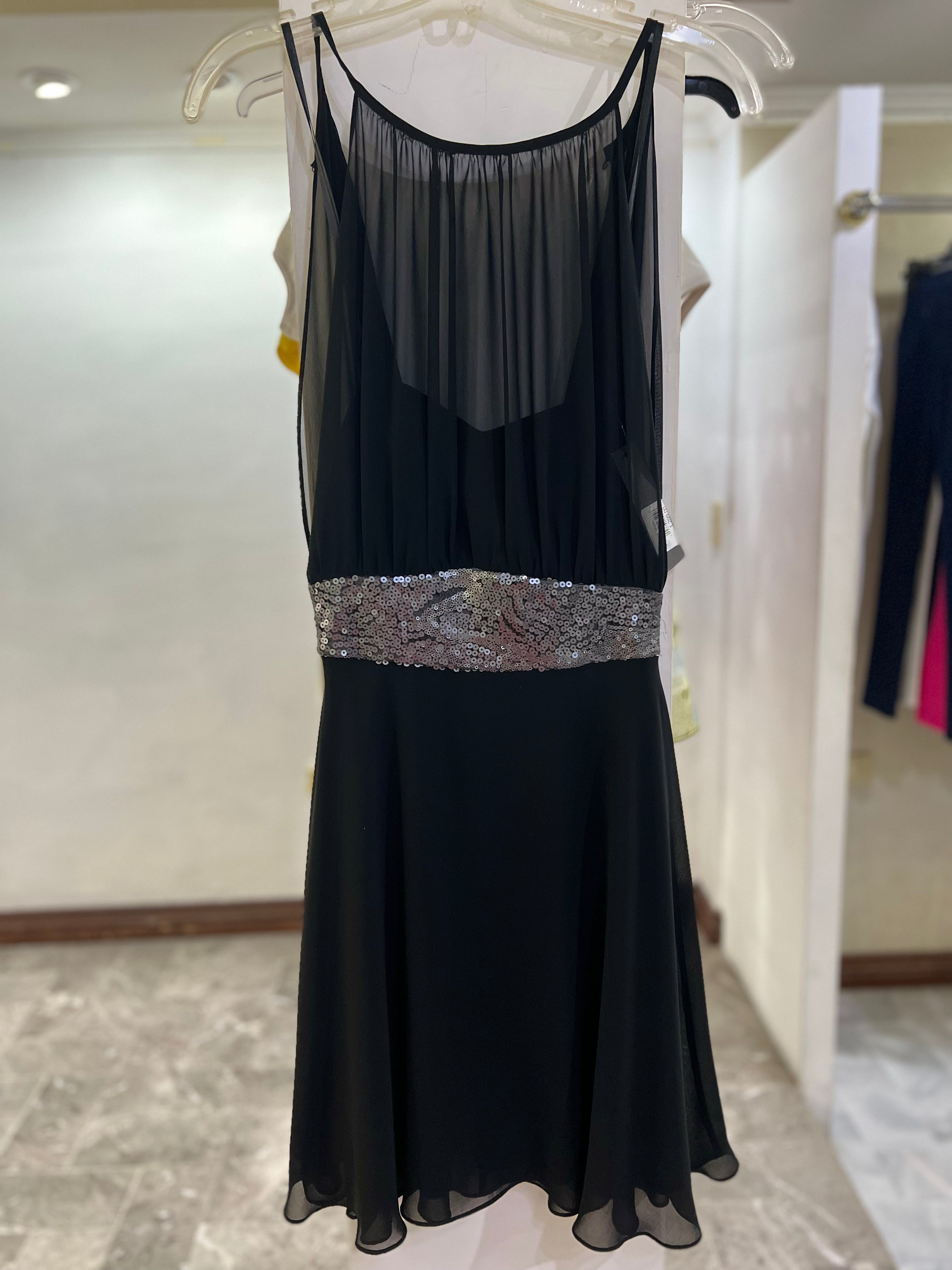 VESTIDO NEGRO