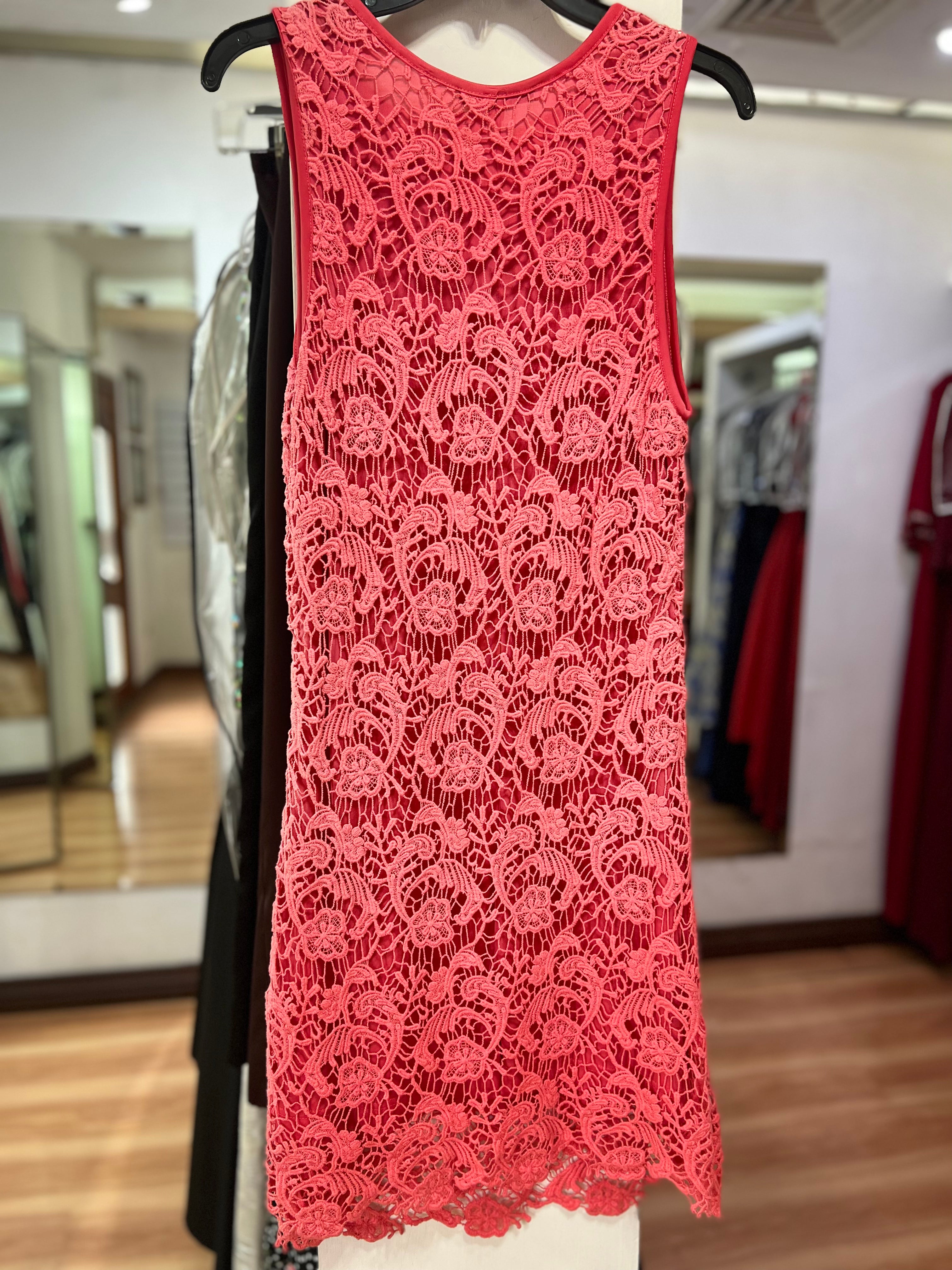 VESTIDO ENCAJE CORAL