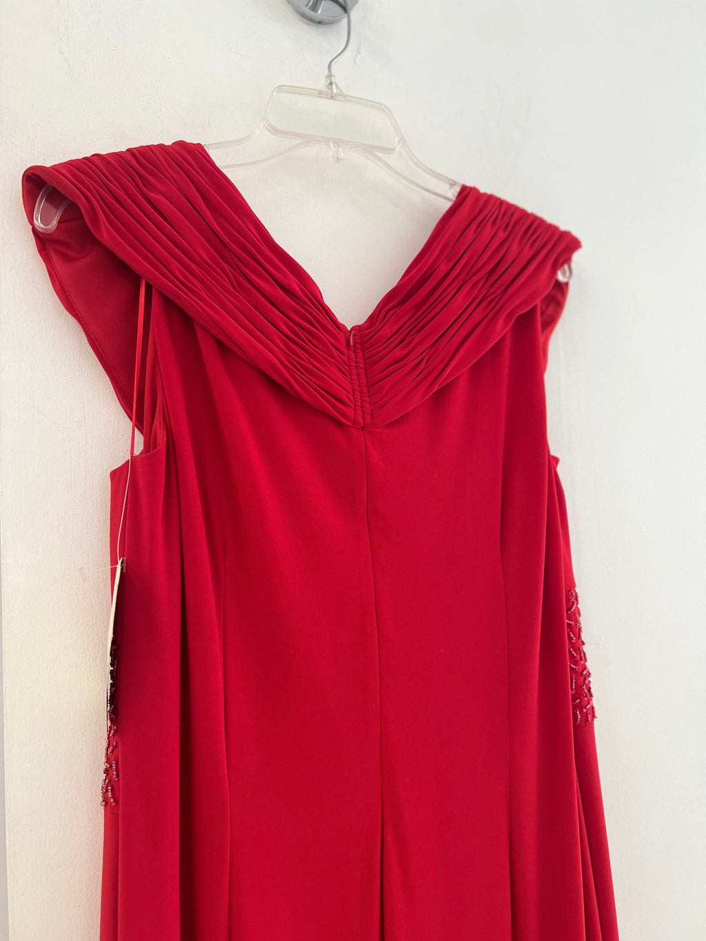 VESTIDO LARGO ROJO HOMBROS CAÍDOS