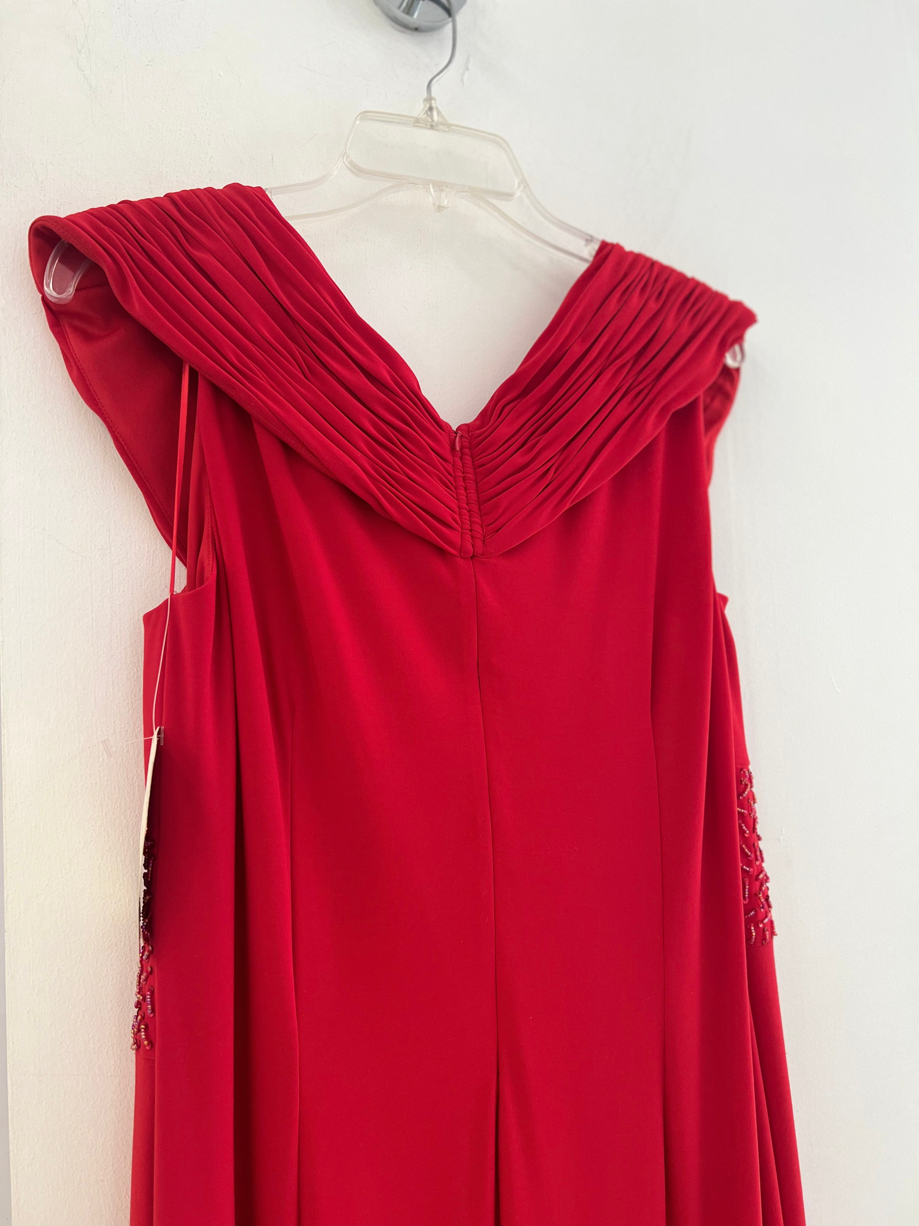 VESTIDO LARGO ROJO HOMBROS CAÍDOS