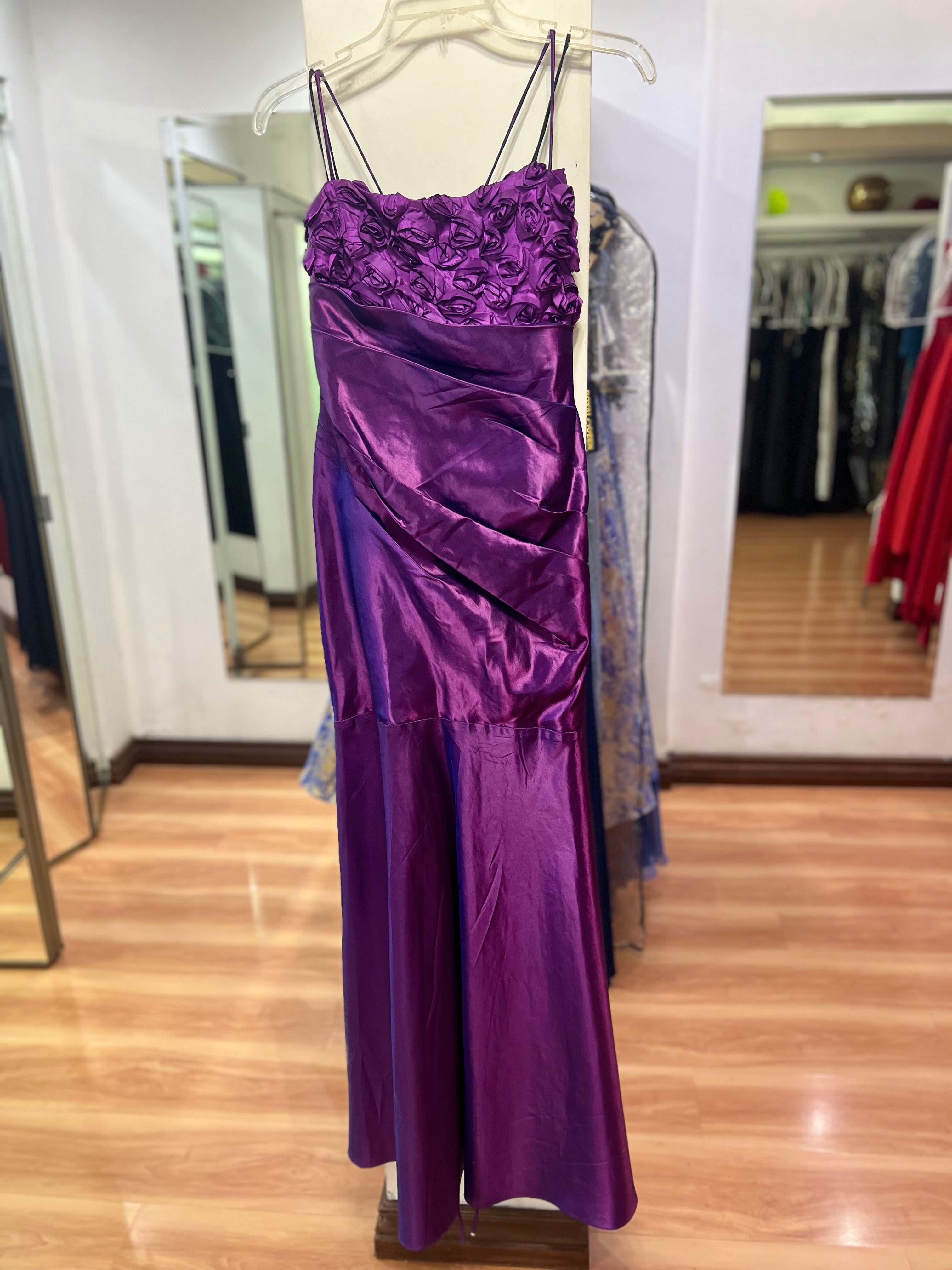 VESTIDO LARGO MORADO FLORES