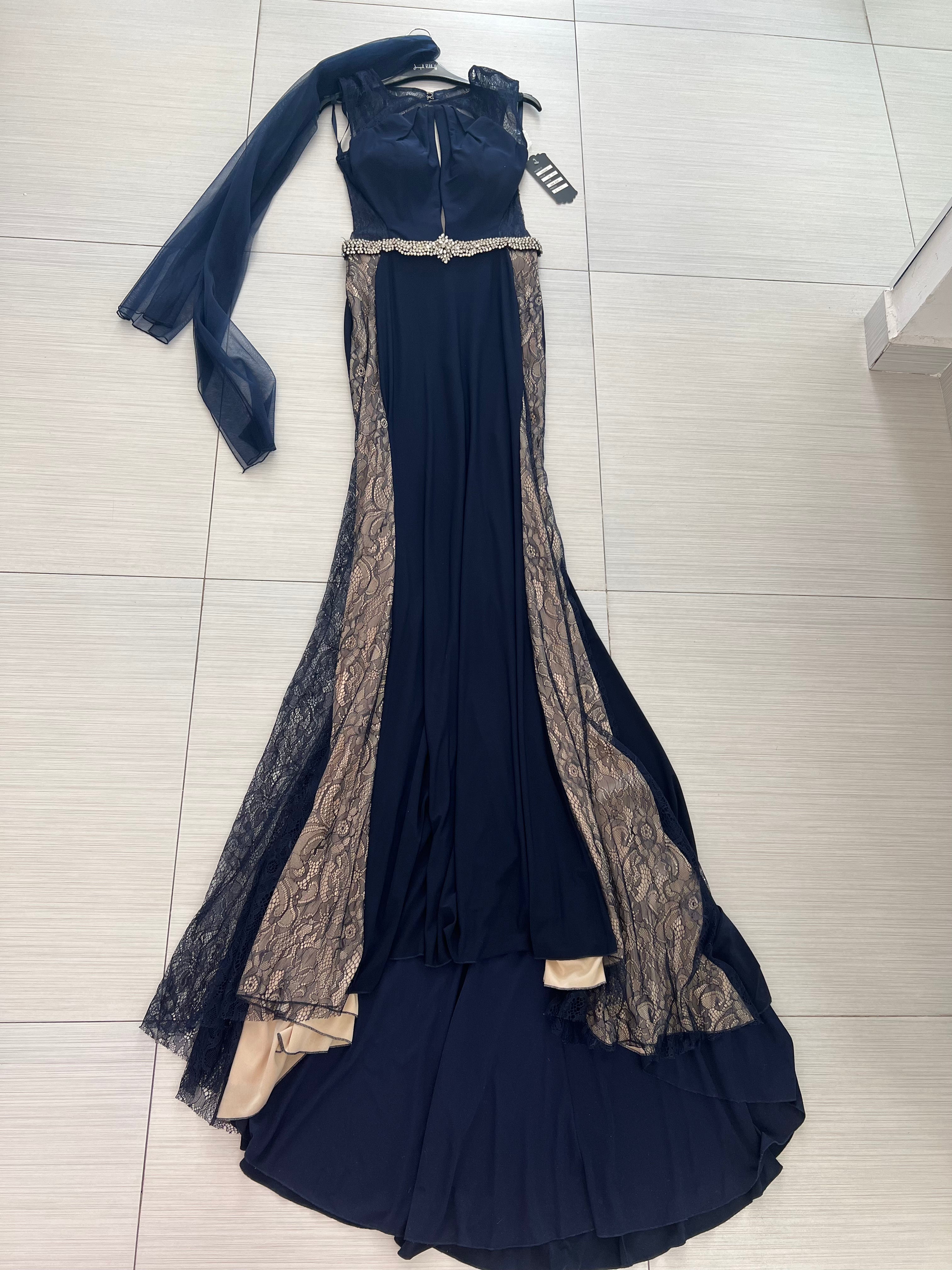 VESTIDO LARGO AZUL MARINO ESCOTADO