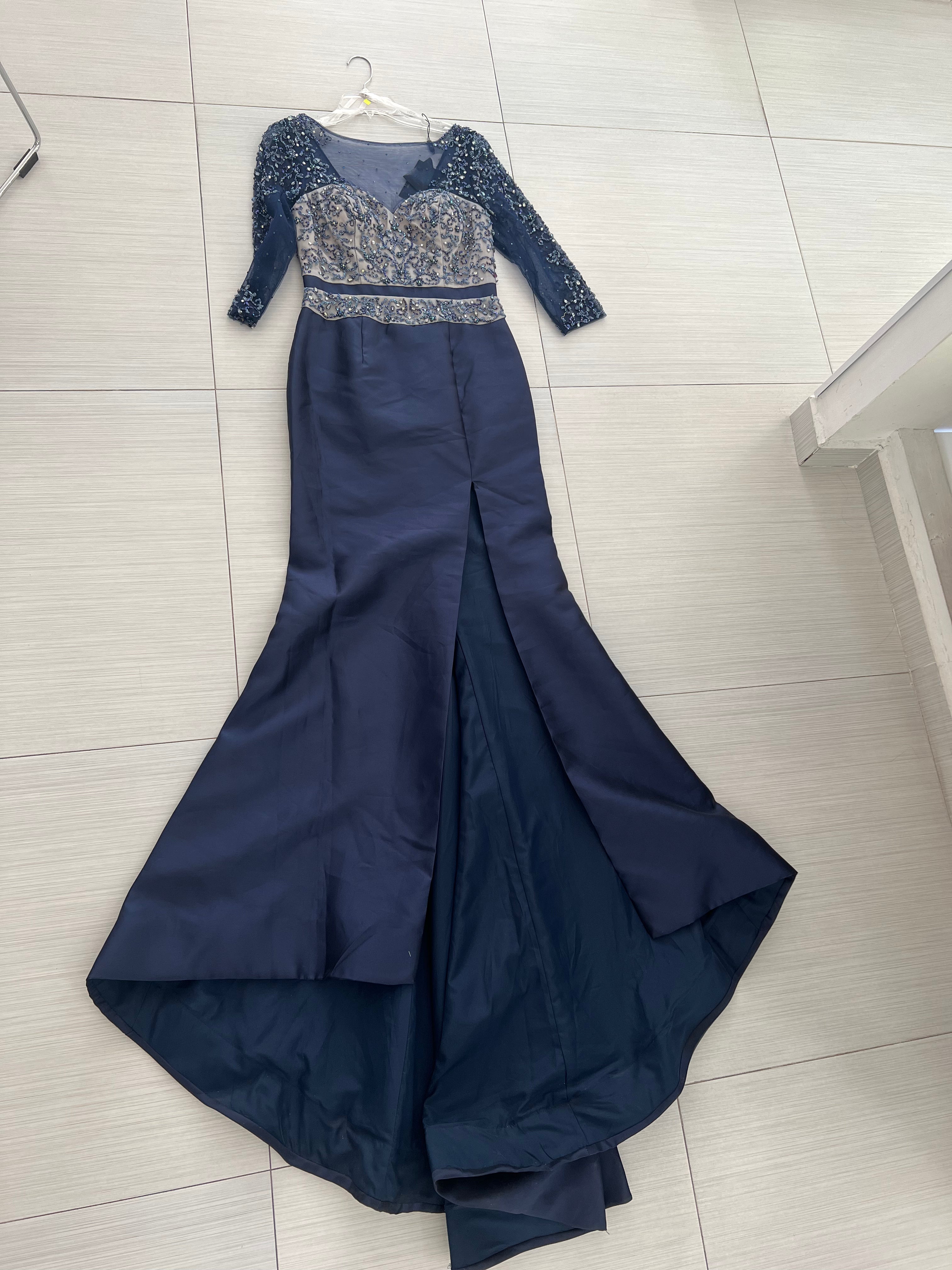 VESTIDO LARGO AZUL MARINO BORDADO